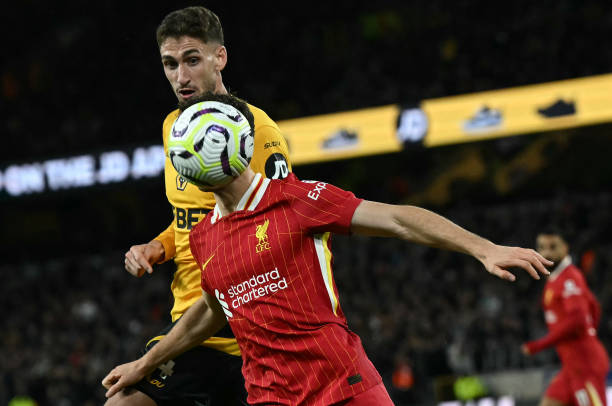 从球员们近 从球员们近